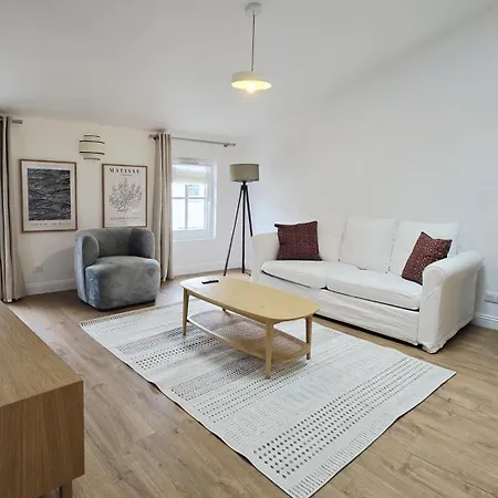Victoire Rubis 201 Climatisé De Apartamento *